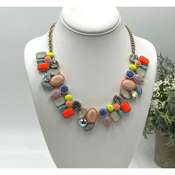 J. Crew Brûlée Neon Pastel Multicolor Fiesta Rhinestone Crystal Cluster Necklace - Picture 15 of 16